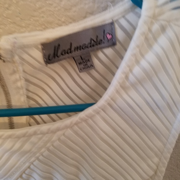 Dress - Picture 4 of 4